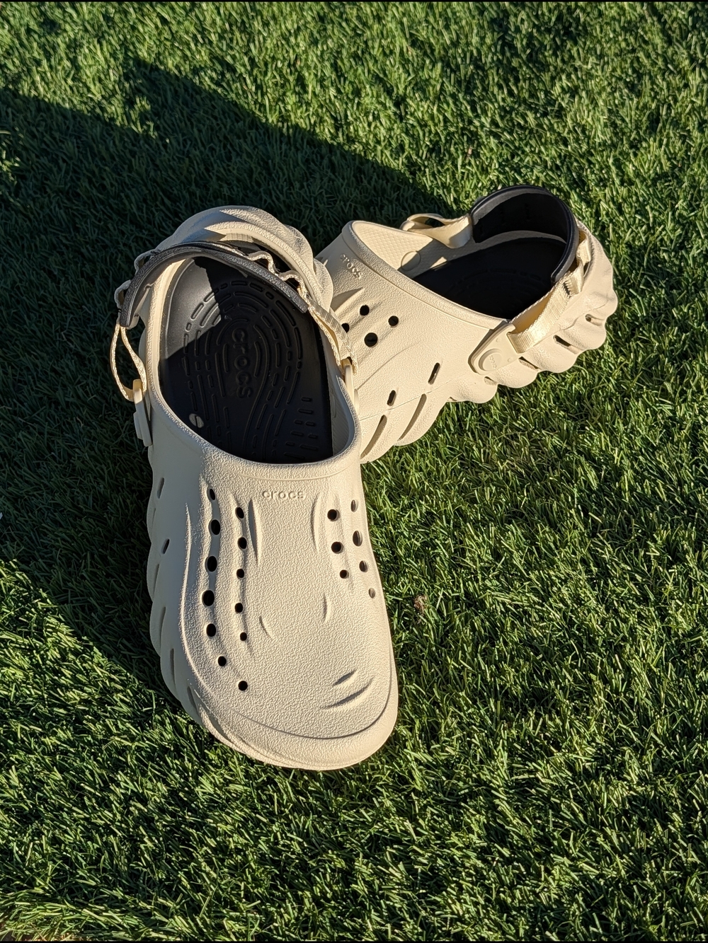 Crocs Echo Clog Bone White Black Streetwear Slides Womens 9 Mens 7 - VGC